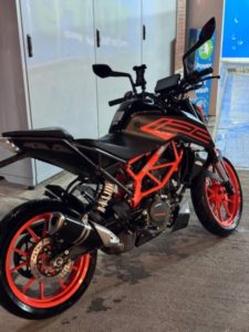 KTM Duke (GY23MYK)